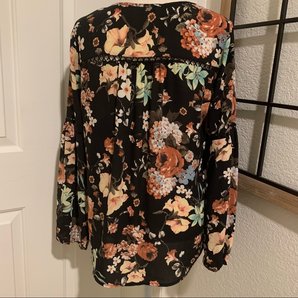 Pleione black floral long sleeve blouse size small - Picture 3 of 7